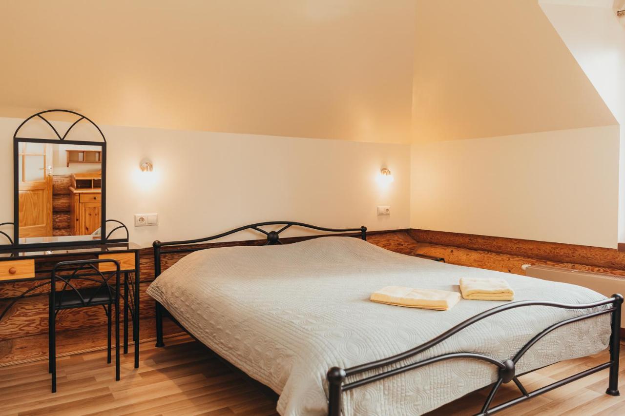Agave Hotell Augsligatne Exteriör bild