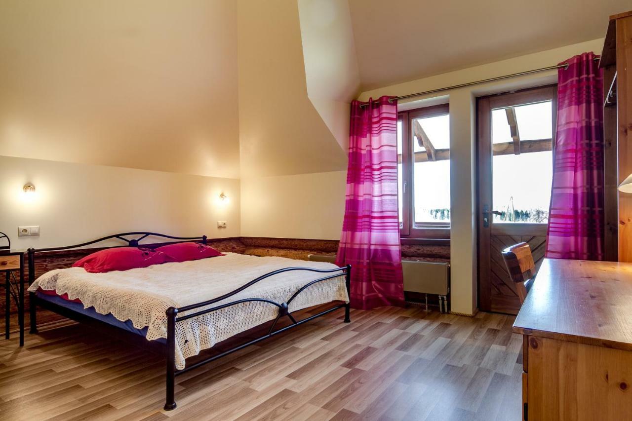 Agave Hotell Augsligatne Exteriör bild